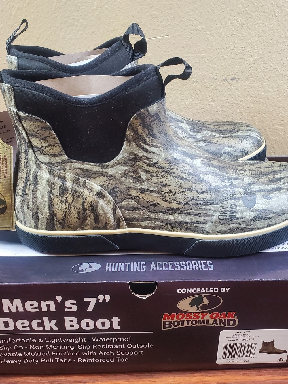 Mossy Oak Bottomland Waterproof Deck Boots Men’s Size 13 NWT